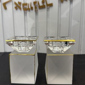 פמוטי קריסטל ריבוע חלבי פס זהב